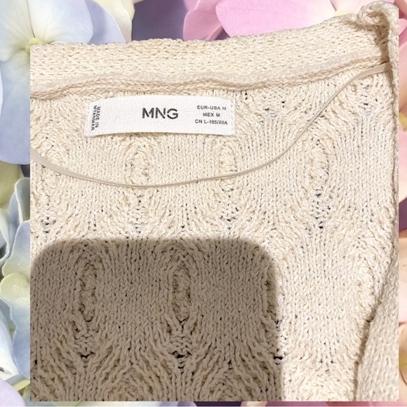 Cardigan - Picture 2 of 7